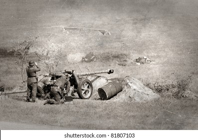 World War II Era Battle Depicted In Old Photo