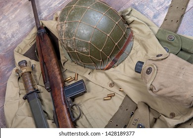 a world war two military american equipment