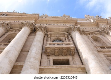 Worm's Eye View In Italy