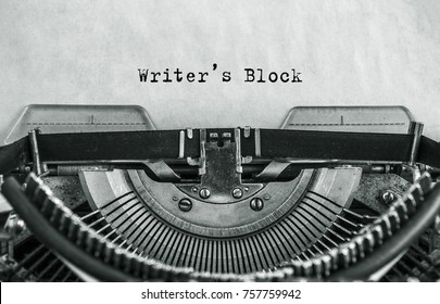 Writers Blockiert geschriebene Wörter auf einem Vintage-Schreibmaschine