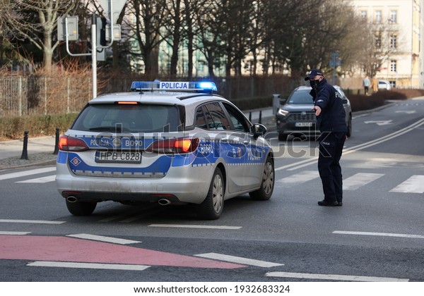 Wroclaw, Poland, 20.02.2021 Police officers at\
work in their company cars -\
action.