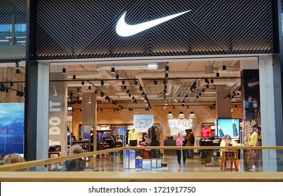 Nike Store Images, Stock Photos 