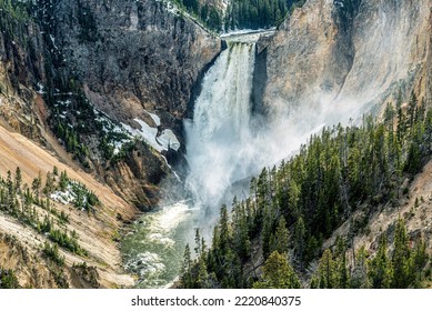 Wyoming: Lower Yellowstone River Falls