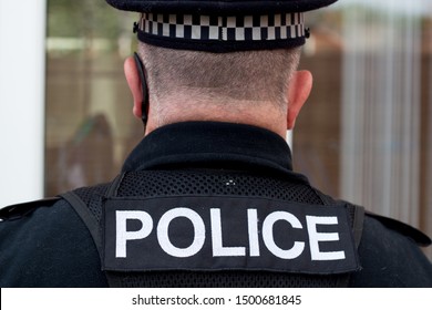 Wythenshawe, Manchester - 10th Sept 2019 Police Officer At A Crime Scene 