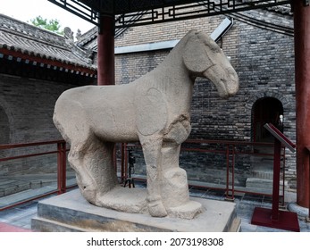 Xi'an, China - July 17, 2021: Ancient Stone Horse Sculpture In Stele Forest Or Beilin Museum, Xi'an, Shaanxi, For Steles And Stone Sculptures Of Chinese Caligraphy, Paiting And Historic Records.