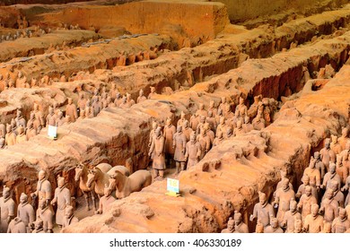 XIAN, CHINA - MAR 29, 2016: Terracotta Army (Soldier and horse funerary statues),  sculptures depicting the armies of Qin Shi Huang, the first Emperor of China. UNESCO World Heritage