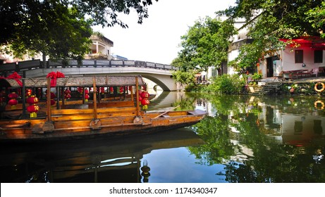 Xingtan Town, Shunde, Guangdong, China - AUG 6, 2018: The Visitor Boats On The Inland River, Fengjian Ancient Village