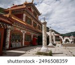 Xinlong: China: view of the monastery