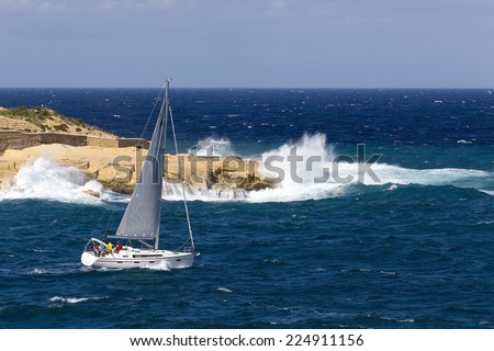 yacht rough seas