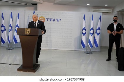 Yair Lapid The Head Of The Yesh Atid Party Speaks During A Press Conference In The Mediterranean Coastal City Of Tel Aviv On March 6, 2021. 