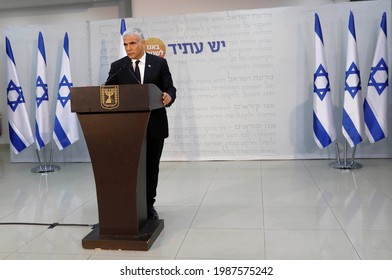 Yair Lapid The Head Of The Yesh Atid Party Speaks During A Press Conference In The Mediterranean Coastal City Of Tel Aviv On March 6, 2021. 