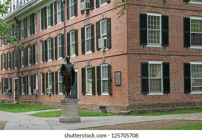 Yale University, Nathan Hale Statue,