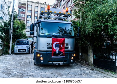 Yalova, Turkey - October 30, 2017: High Pressure Drain Opening And Cleaning Truck Belongs To The Local Municipality Of The Town In The Streets During The Evening Of Fall Season