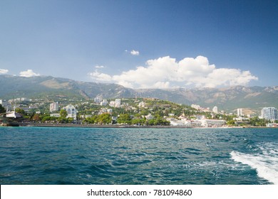 Yalta, Crimea, Russia, September 3, 2015. Waterfront Black Sea City Of Yalta In Crimea