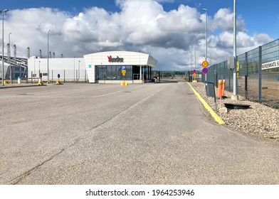 Yandex Data Center. Centre Uses Heat Recovery Tech To Transfer Its Excess Heat To The Local Energy Grid And Results Lower Energy Prices And Lowered Carbon Emissions. Mantsala, Finland -04-28-2021