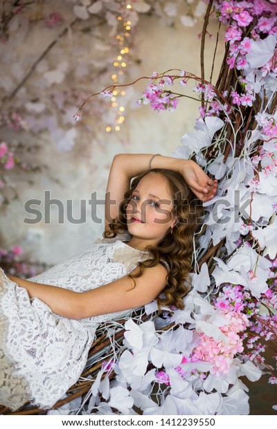 Yang Model Photo Studio Stock Photo 1412239550 | Shutterstock