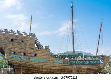 Yangjiang, China, Oct 3rd, 2016: The Wooden Boat Of Maritime Silk Road Museum Of Guangdong, China