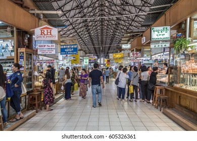 Yangon, Myanmar. March 16, 2017.Bogyoke Aung San Market Is A Major Bazaar Located In Pabedan Township In Central Yangon, Myanmar.