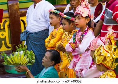 Yangonmyanmarmarch 152017 Children Burmese Traditional Costumes Stock ...