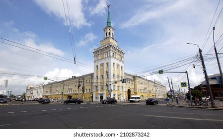 YAROSLAVL, RUSSIA - JUNE 13, 2021: The Tower Of The Voznesensky Barracks In Yaroslavl, The Architecture Of The Stalin Empire Style