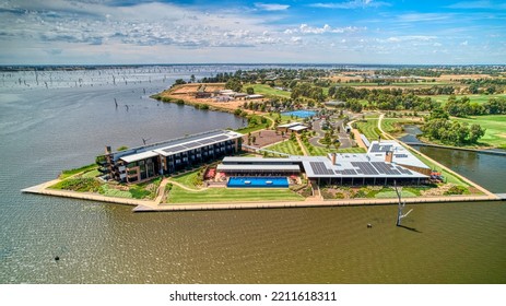 Yarrawonga, Victoria Australia - February 10 2022: Aerial View Of A Dead Tree And The Sebel Hotel Yarrawonga Victoria Australia