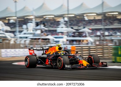 Yas Marina Circuit, Abu Dhabi. 9-12 December 2021. F1 World Championship. Sergio Perez, Red Bull.