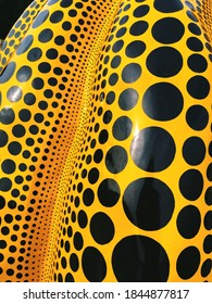 Yayoi Kusama Pattern - Yellow Pumkin