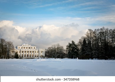 41,970 Snow palace Images, Stock Photos & Vectors | Shutterstock