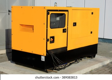 Yellow Auxiliary Diesel Eenerator for Emergency Electric Power