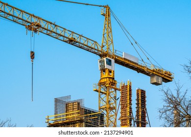 237 Slewing crane Images, Stock Photos & Vectors | Shutterstock