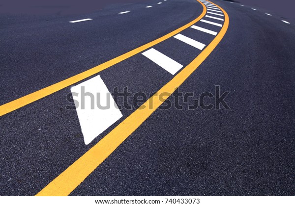 yellow\
dividing line on asphalt road,Double Yellow\
Lines