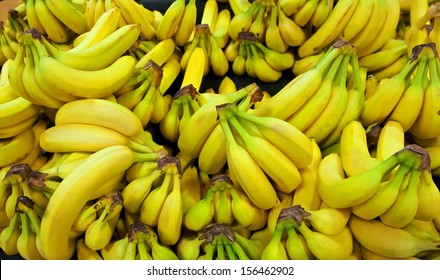 33,814 Pile of bananas Images, Stock Photos & Vectors | Shutterstock