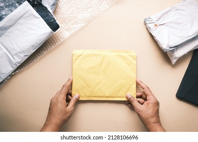  Yellow Paper Bubble Envelope On Table 