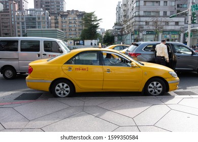 Yellow public taxi in Taipei Taiwan 9/12/19
