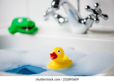 rubber ducky tub