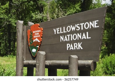 Yellowstone National Park Entrance Sign