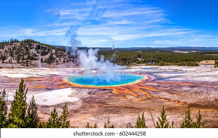 Yellowstone National Park Geyser In America