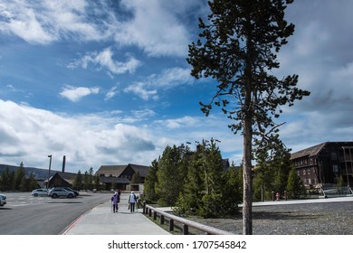 Yellowstone National Park Old Faithful Inn