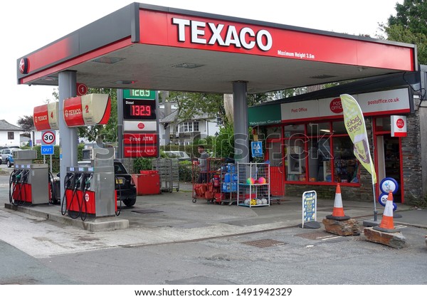 Yelverton England August 2019 Texaco Garage Stock Photo Edit Now