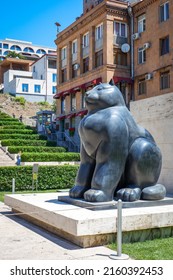 YEREVAN, ARMENIA – MAY 17, 2022: A Statue Of A Fat Cat In Cascade Complex Center.