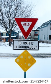 Yield To Traffic in Roundabout road sign