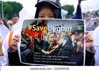 Yogya, Indonesia. December 21, 2018. Muslim Elements Demonstrated In The Uyghur Defense At The Zero Point Of The City Of Yogyakarta. Uyghur Muslims Get Racist And Discriminatory Actions By The Chinese