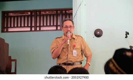 Yogyakarta, 13 May 2019 - Indonesian High School Principal Giving Opening Speech