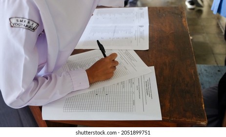 Yogyakarta, 14 May 2019 - Indonesian High School Student Signing Attendance List