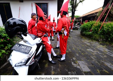 Yogyakarta, Central Java, Indonesia. 01 December 2017. Ngayogyakarta Hadiningrat Soldier, Prajurit Keraton Yogya, Preparing Themselves Before Traditional Event Called Grebeg Maulud.