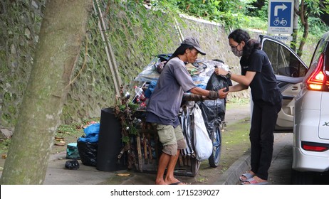 Yogyakarta, Indonesia. 25 April 2020. Charity To Help Poor And Homeless People During Covid Pandemic