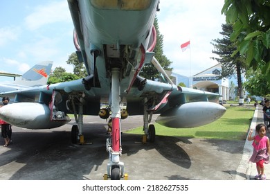 Yogyakarta, Indonesia, July, 2022;  Aircraft Belonging To The Indonesian Air Force That Has Been Retired And On Display At The Aerospace Museum In Yogyakarta