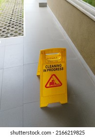 Yogyakarta, Indonesia. June 2, 2022. Yellow Signage Watch Out For Wet And Slippery Floors In An Office. Be Careful On Foot. Yellow Sign For Wet Floor. 