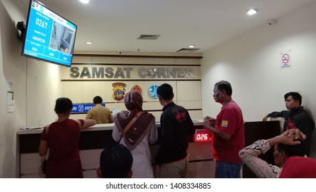 Yogyakarta, Indonesia - May 27, 2019: People Queued At Samsat Corner To Pay Vehicle Tax