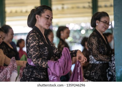 Yogyakarta-Keraton, Indonesia –2019: Dance Practicing In Keraton Yogyakarta